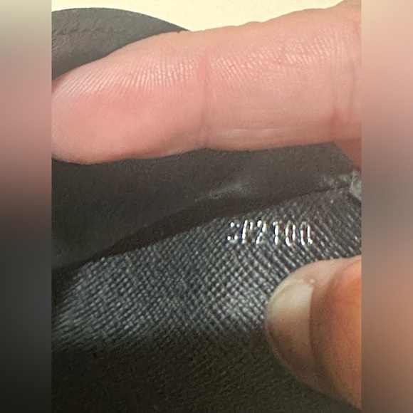 Louis Vuitton Tiaga XL Men’s Wallet - Picture 14 of 16